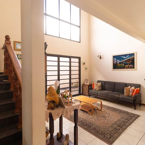 Casa para alugar com 450m², 5 quartos e 4 vagasSalas