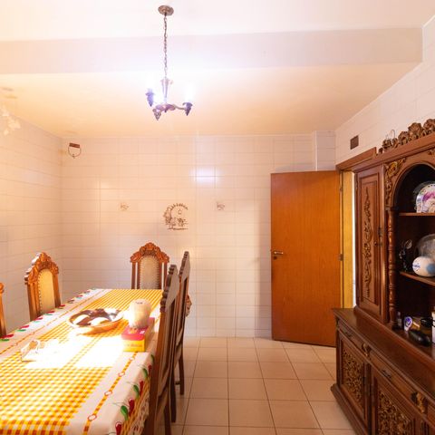 Casa para alugar com 450m², 5 quartos e 4 vagasCopa