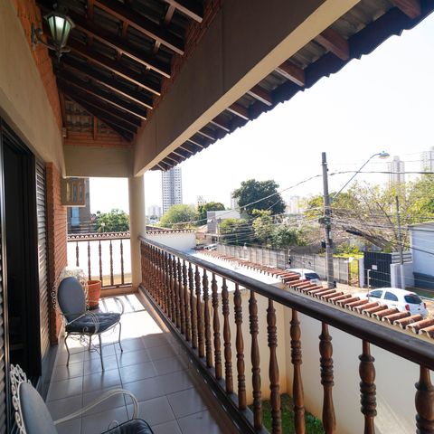 Casa para alugar com 450m², 5 quartos e 4 vagasSacada da Suíte 01