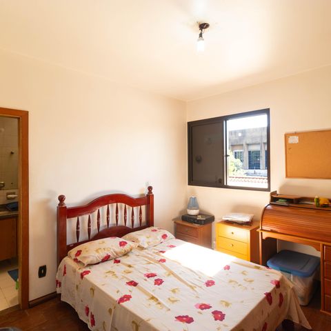 Casa para alugar com 450m², 5 quartos e 4 vagasSuíte 02