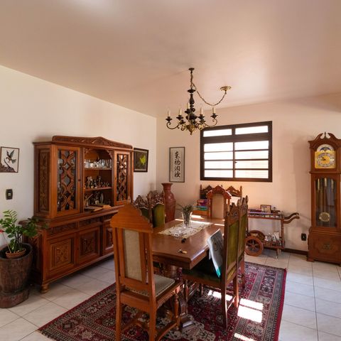 Casa para alugar com 450m², 5 quartos e 4 vagasSala