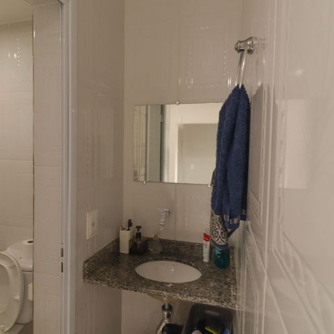 Casa à venda com 190m², 8 quartos e sem vaga Casa à venda com 190m², 8 quartos e sem vagaCasa 2 - Banheiro