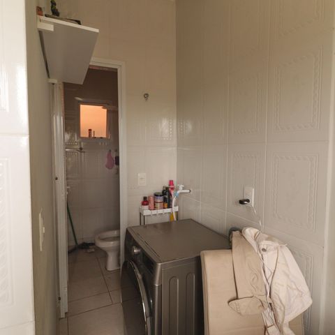 Casa à venda com 190m², 8 quartos e sem vaga Casa à venda com 190m², 8 quartos e sem vagaCasa 2 - Área de Serviço 1