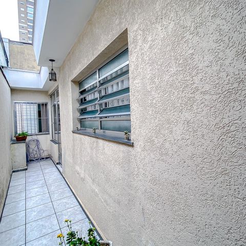 Casa à venda com 95m², 2 quartos e 2 vagasÁrea externa
