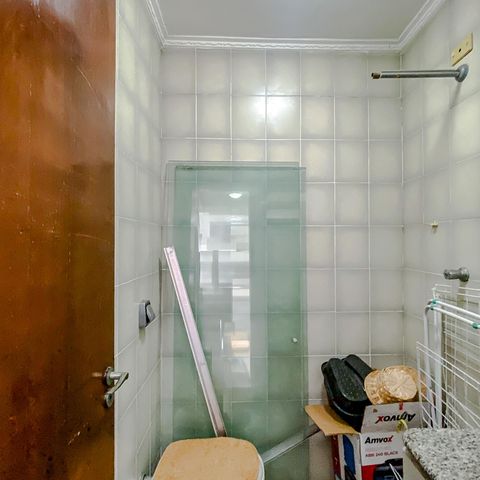 Casa à venda com 95m², 2 quartos e 2 vagasBanheiro Social