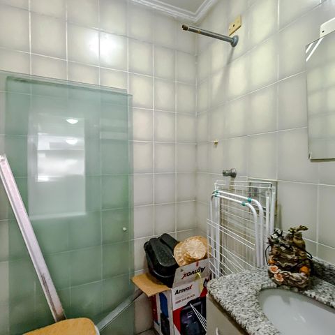 Casa à venda com 95m², 2 quartos e 2 vagasBanheiro Social