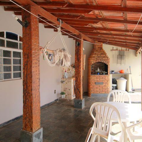 Casa para alugar com 420m², 5 quartos e 4 vagasChurrasqueira