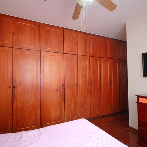 Casa para alugar com 420m², 5 quartos e 4 vagasSuite