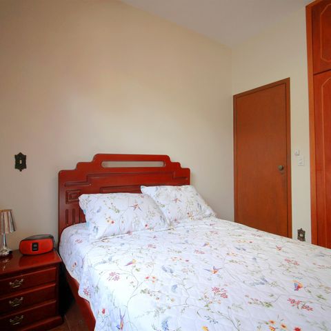 Casa para alugar com 420m², 5 quartos e 4 vagasQuarto 2