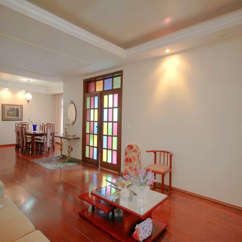 Casa para alugar com 420m², 5 quartos e 4 vagasSala