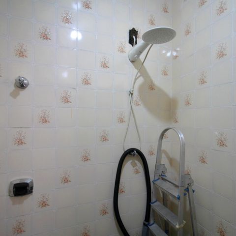 Casa para alugar com 420m², 5 quartos e 4 vagasBanheiro de serviço