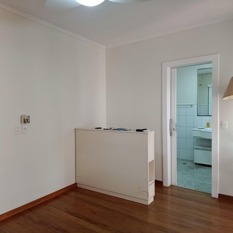 Casa à venda com 248m², 3 quartos e 2 vagas Casa à venda com 248m², 3 quartos e 2 vagasSuíte