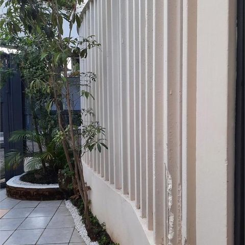 Casa à venda com 220m², 3 quartos e 3 vagas