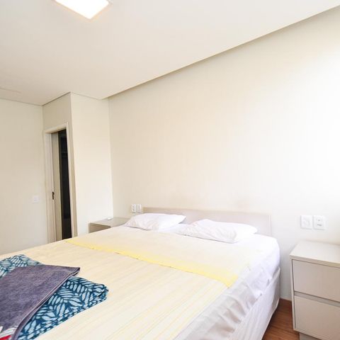 Casa à venda com 420m², 6 quartos e 2 vagas Casa à venda com 420m², 6 quartos e 2 vagasSuite