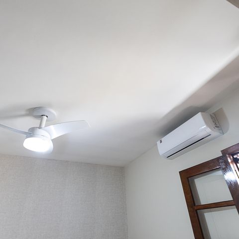Casa à venda com 86m², 3 quartos e 2 vagas Casa à venda com 86m², 3 quartos e 2 vagasSuite