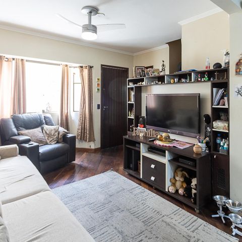 Casa à venda com 86m², 3 quartos e 2 vagas Casa à venda com 86m², 3 quartos e 2 vagasSala