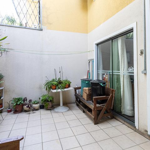 Casa à venda com 86m², 3 quartos e 2 vagas Casa à venda com 86m², 3 quartos e 2 vagasÁrea comum