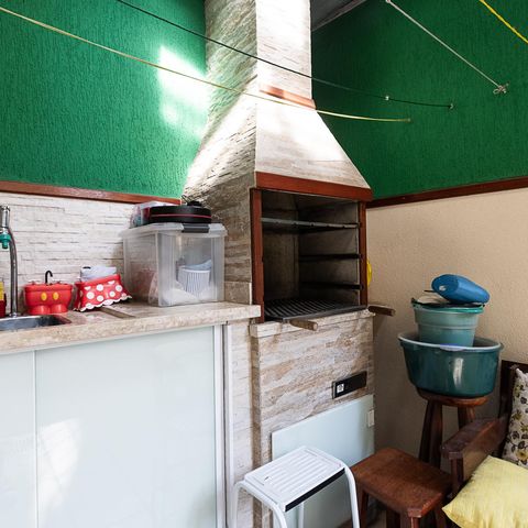 Casa à venda com 86m², 3 quartos e 2 vagas Casa à venda com 86m², 3 quartos e 2 vagasÁrea comum