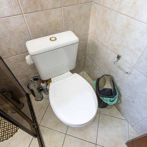 Casa à venda com 86m², 3 quartos e 2 vagas Casa à venda com 86m², 3 quartos e 2 vagasBanheiro/Suite