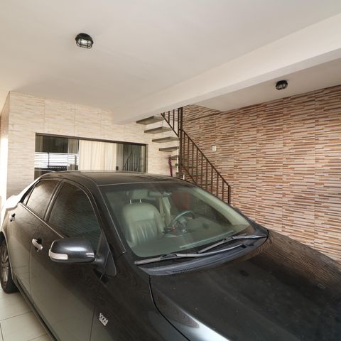 Casa à venda com 180m², 2 quartos e 2 vagasGaragem