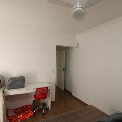 Casa à venda com 180m², 2 quartos e 2 vagasSuíte