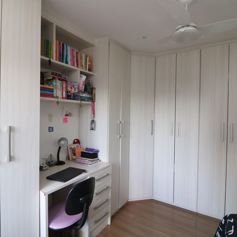 Casa à venda com 180m², 2 quartos e 2 vagasSuíte 2