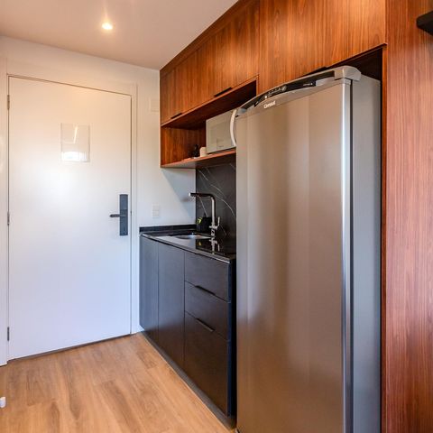 Studio à venda com 30m², 1 quarto e sem vaga Studio à venda com 30m², 1 quarto e sem vagaSala/Cozinha