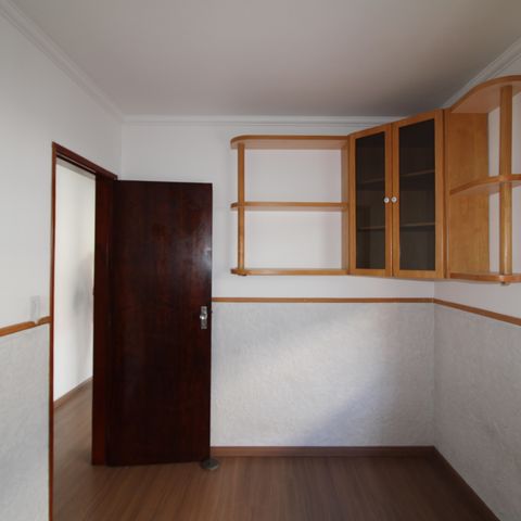 Casa à venda com 170m², 3 quartos e 3 vagasSuíte 2
