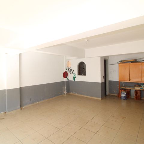 Casa à venda com 170m², 3 quartos e 3 vagasGaragem
