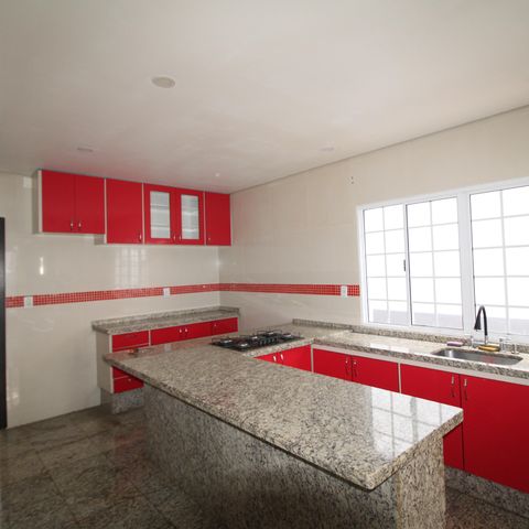 Casa à venda com 170m², 3 quartos e 3 vagasCozinha