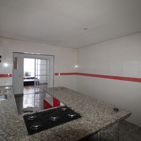 Casa à venda com 170m², 3 quartos e 3 vagasCozinha
