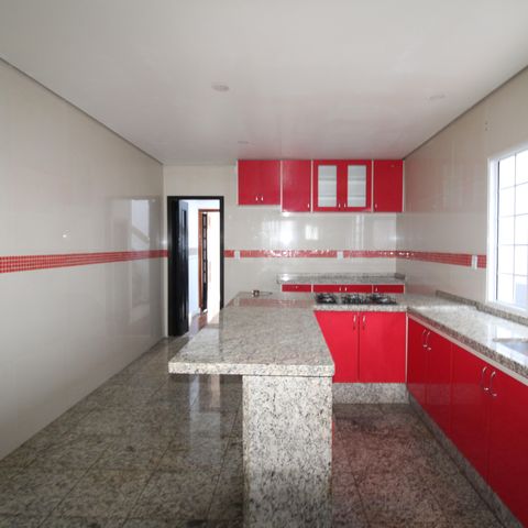 Casa à venda com 170m², 3 quartos e 3 vagasCozinha