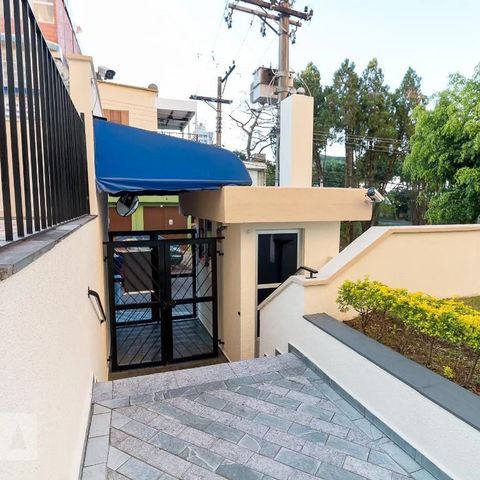 Apartamento à venda com 65m², 3 quartos e sem vaga Apartamento à venda com 65m², 3 quartos e sem vagaFachada e portaria