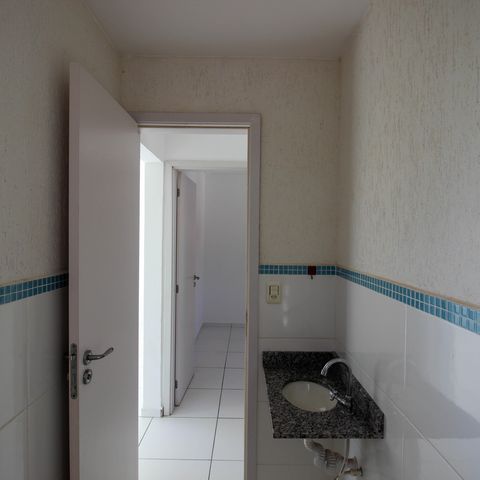 Apartamento para alugar com 68m², 2 quartos e 2 vagasBanheiro