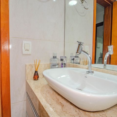 Apartamento à venda com 57m², 2 quartos e sem vaga Apartamento à venda com 57m², 2 quartos e sem vagaBanheiro