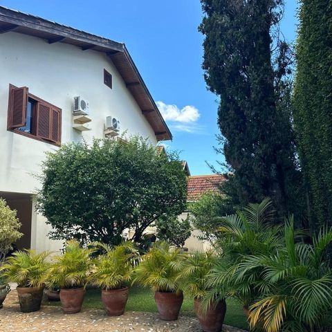Casa de condomínio à venda com 456m², 4 quartos e 4 vagas