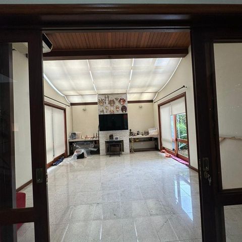Casa de condomínio à venda com 456m², 4 quartos e 4 vagas