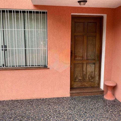 Casa à venda com 140m², 3 quartos e 1 vaga
