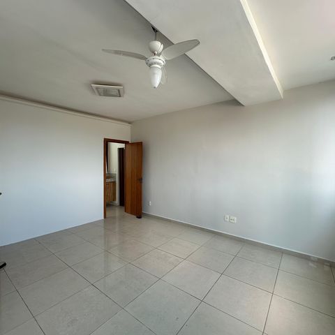 Apartamento à venda com 180m², 4 quartos e 3 vagas