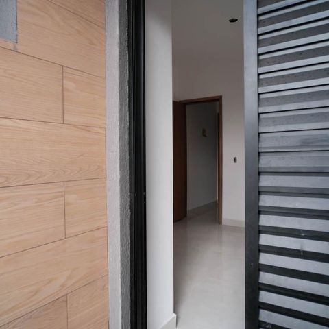 Casa à venda com 79m², 2 quartos e 2 vagasSuíte 1