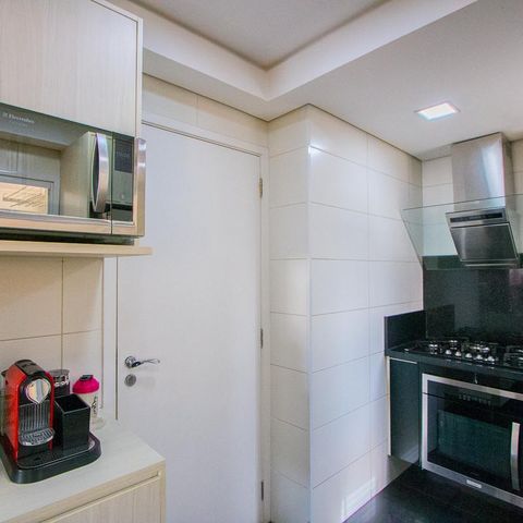 Apartamento à venda com 118m², 3 quartos e 4 vagas Apartamento à venda com 118m², 3 quartos e 4 vagasCozinha
