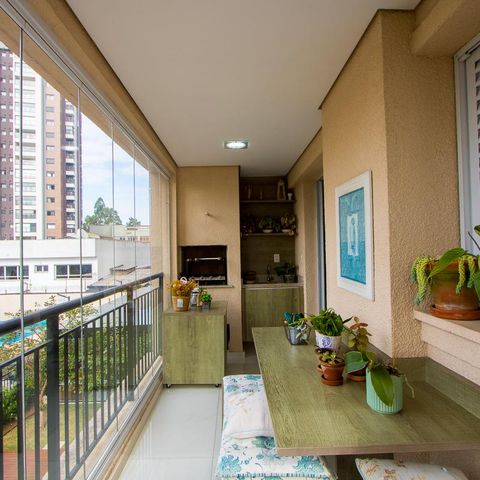 Apartamento à venda com 118m², 3 quartos e 4 vagas Apartamento à venda com 118m², 3 quartos e 4 vagasVaranda gourmet