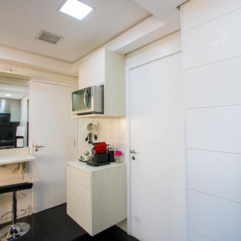 Apartamento à venda com 118m², 3 quartos e 4 vagas Apartamento à venda com 118m², 3 quartos e 4 vagasCozinha