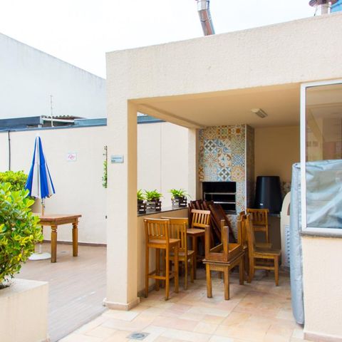 Apartamento à venda com 118m², 3 quartos e 4 vagas Apartamento à venda com 118m², 3 quartos e 4 vagasÁrea comum - Churrasqueira