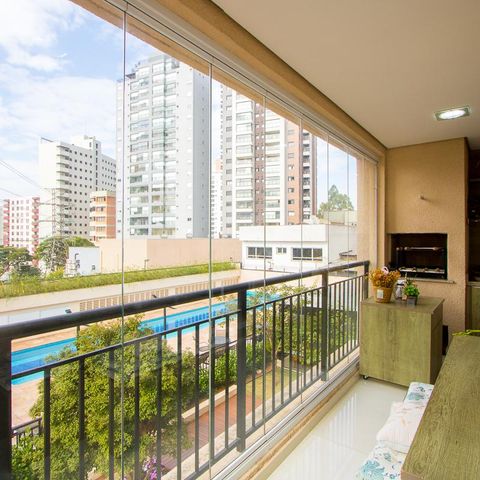 Apartamento à venda com 118m², 3 quartos e 4 vagas Apartamento à venda com 118m², 3 quartos e 4 vagasVaranda gourmet
