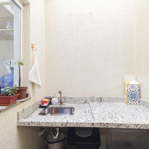 Casa de condomínio à venda com 126m², 3 quartos e 2 vagas Casa de condomínio à venda com 126m², 3 quartos e 2 vagasÁrea de Serviço