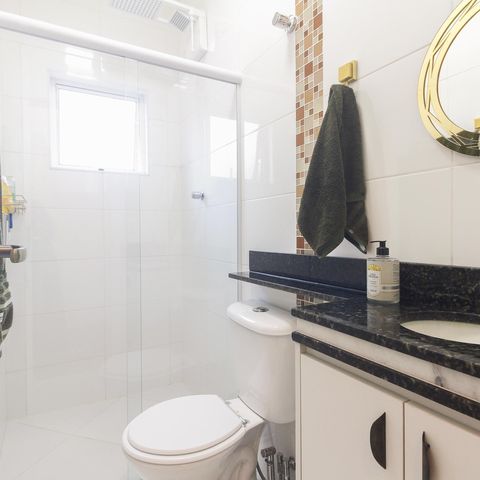 Casa de condomínio à venda com 126m², 3 quartos e 2 vagas Casa de condomínio à venda com 126m², 3 quartos e 2 vagasBanheiro Social