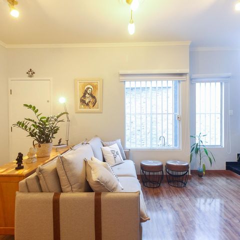 Casa de condomínio à venda com 126m², 3 quartos e 2 vagas Casa de condomínio à venda com 126m², 3 quartos e 2 vagasSala