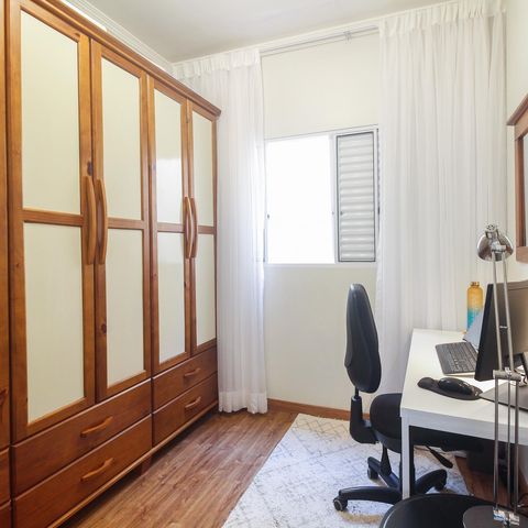 Casa de condomínio à venda com 126m², 3 quartos e 2 vagas Casa de condomínio à venda com 126m², 3 quartos e 2 vagasQuarto 1