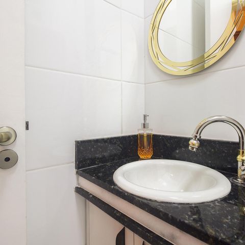 Casa de condomínio à venda com 126m², 3 quartos e 2 vagas Casa de condomínio à venda com 126m², 3 quartos e 2 vagasBanheiro Suíte